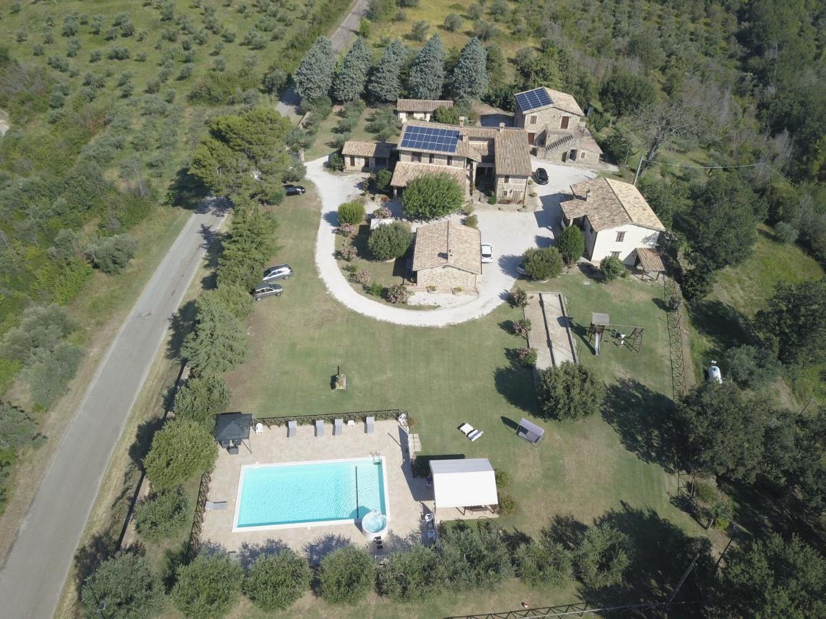 Agriturismo Il Cicaleto Cannara Exteriör bild