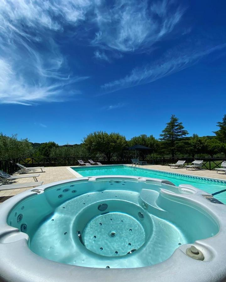 Agriturismo Il Cicaleto Cannara Exteriör bild