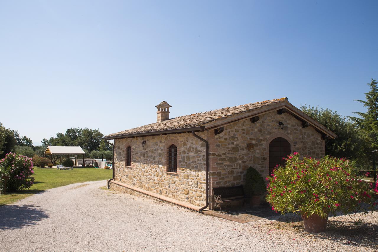 Agriturismo Il Cicaleto Cannara Exteriör bild